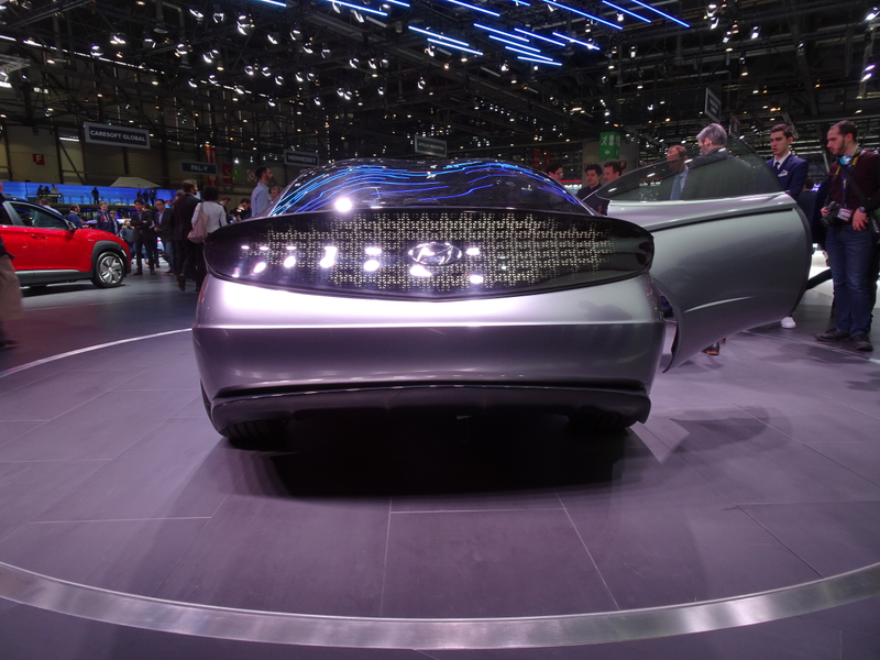 Illustration for article titled The Hyundai Le Fils Rouge Concept Is So Cool Horacio Pagani Took Note